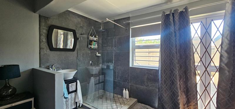 4 Bedroom Property for Sale in Saldanha Western Cape